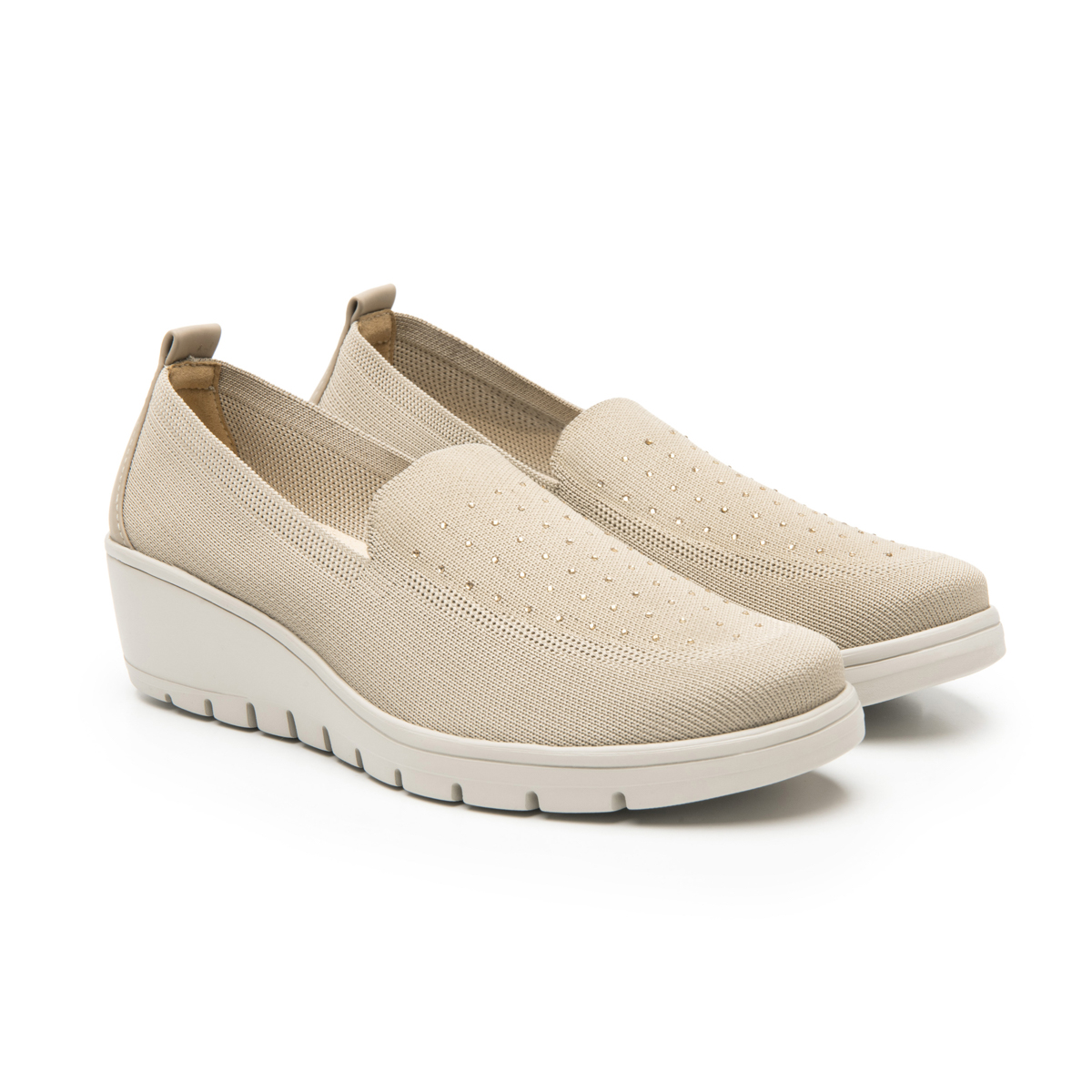 Women's Slip-On Shoe with Extra Lightweight Sole Style 104817 Beige