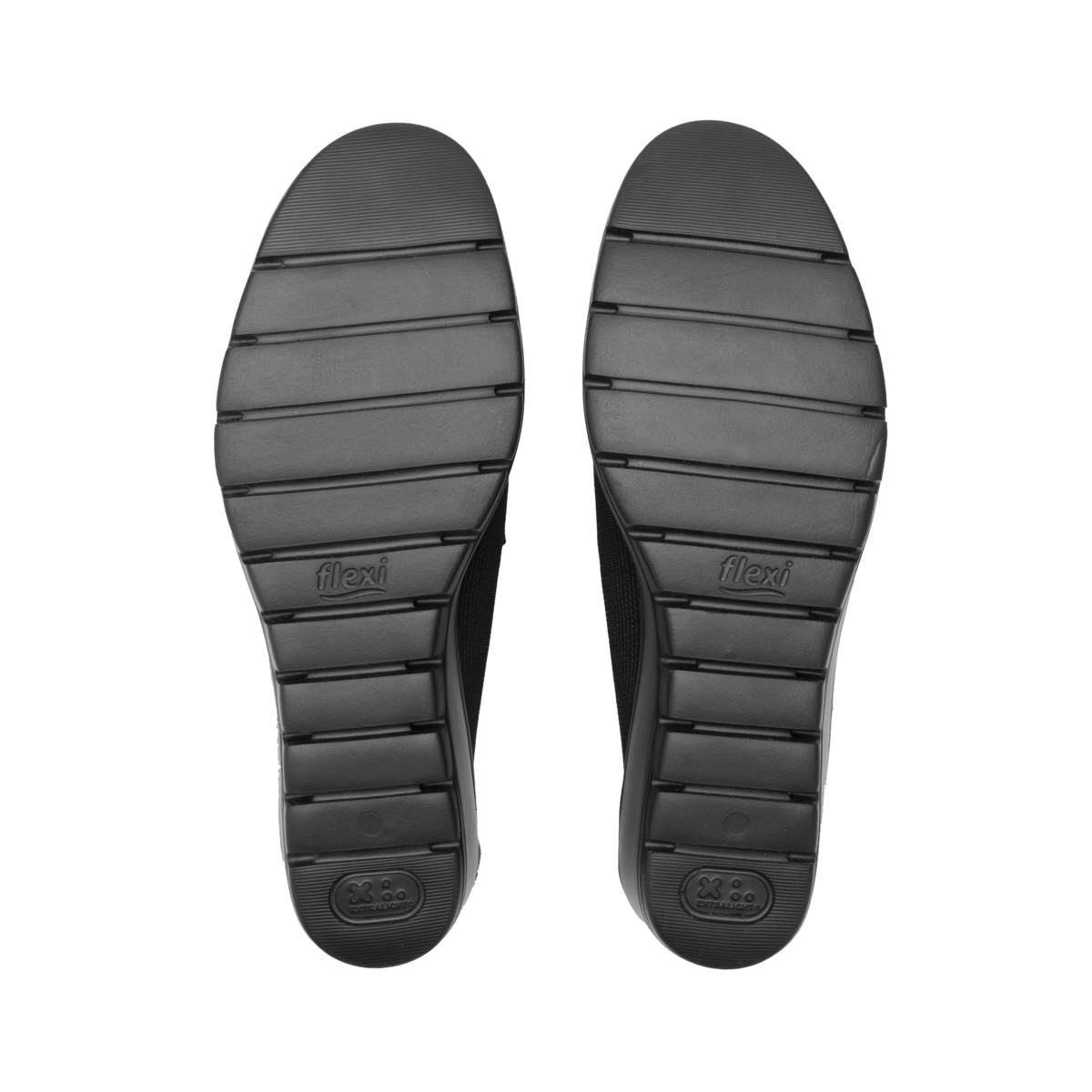 Women's Slip-On Shoe with Extra Lightweight Sole Style 104817 Black