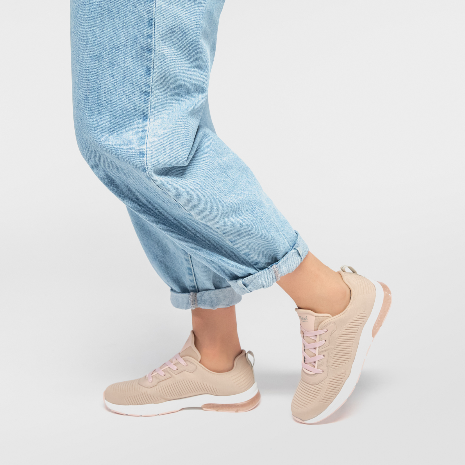 Sneaker Tejido Flexi para Mujer con Sistema Recovery Form Estilo 105103 Rosa